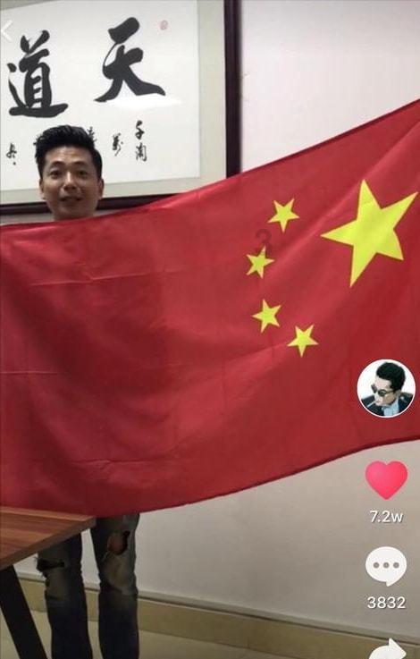 电脑储存不够，大文件怎样转移到U盘内？游戏画面