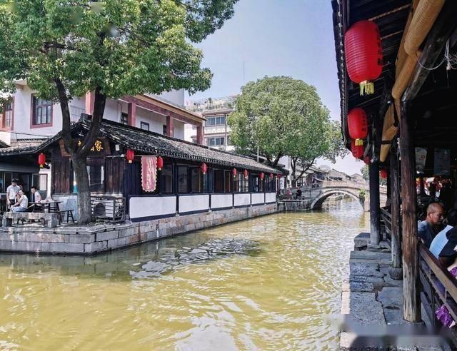 江苏吴中:根据协议,公司拥有AestheFill代理权有效期至2032年8月28日